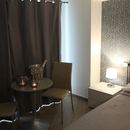 Luxury Experience Garzilli Affittacamere *